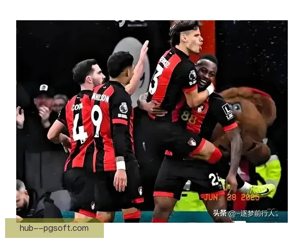 从吉鲁对阵马竞国家队看锋线支点对位优势解析战术层面与实战价值