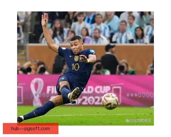 姆巴佩创历史纪录加冕法甲射手王闪耀足坛巅峰